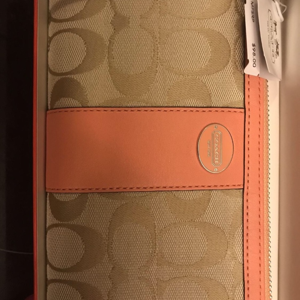 Coach Wallet - Picture 4 of 5